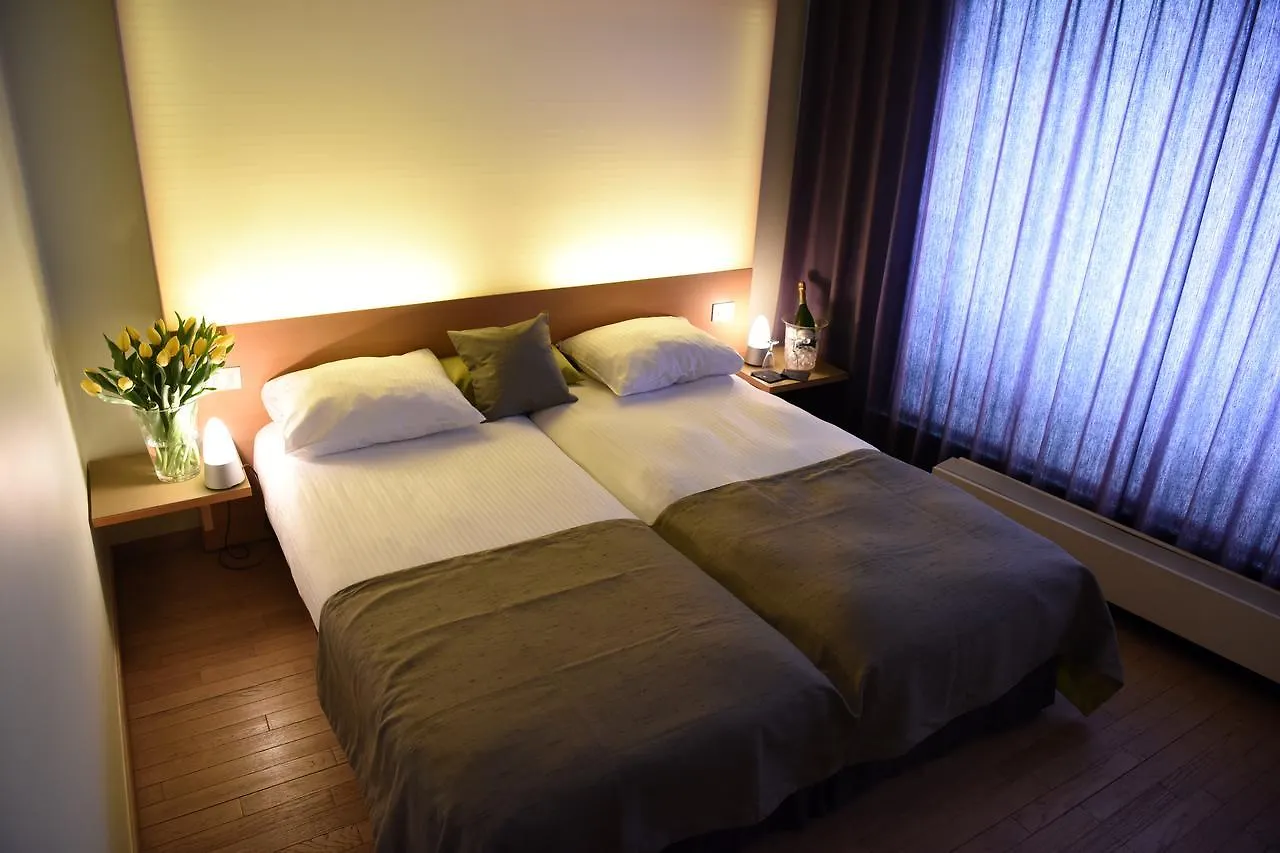 Hotel 322 Lambermont Brussels Schaerbeek